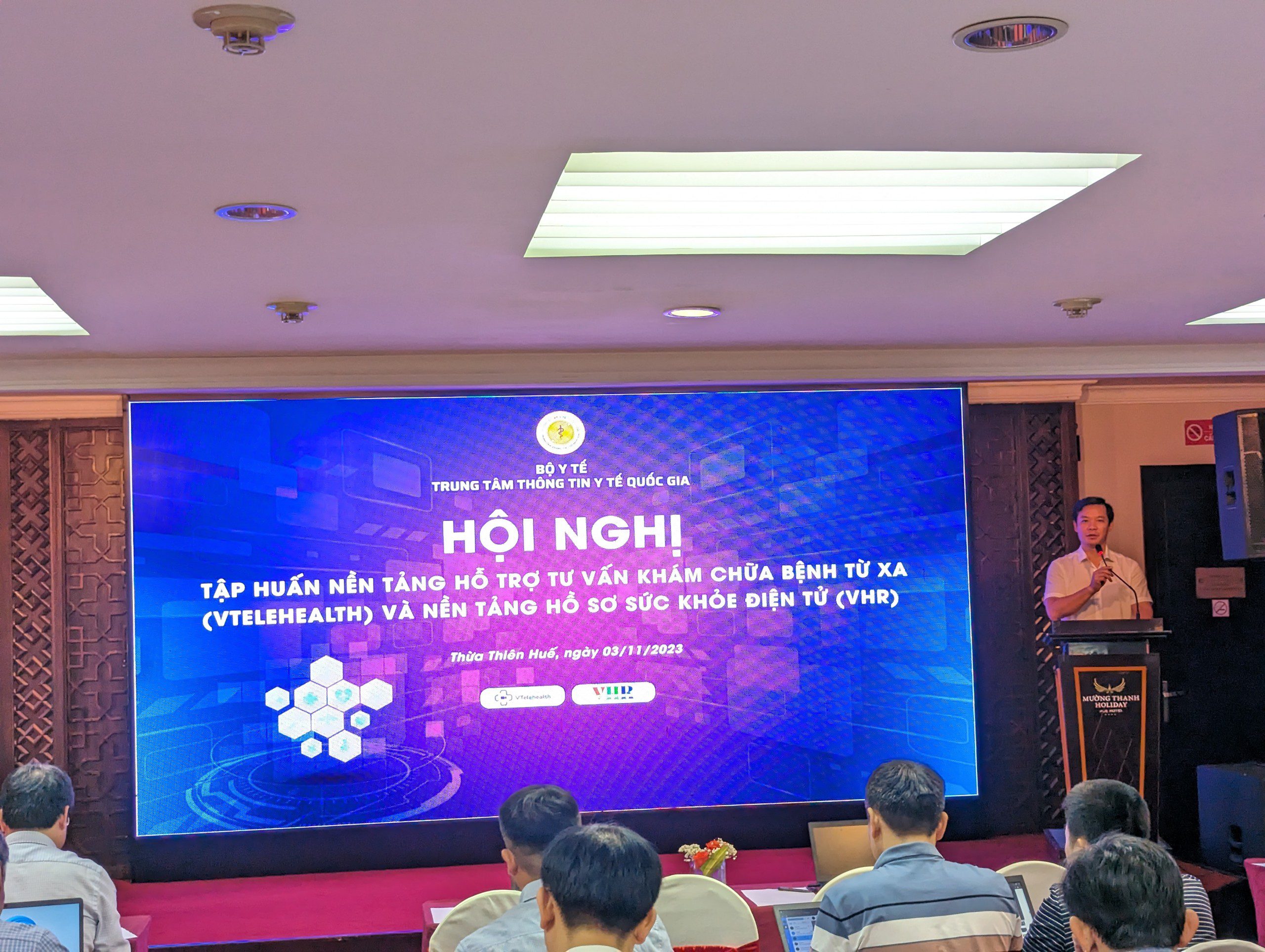 Thúc đẩy triển khai các nền tảng số