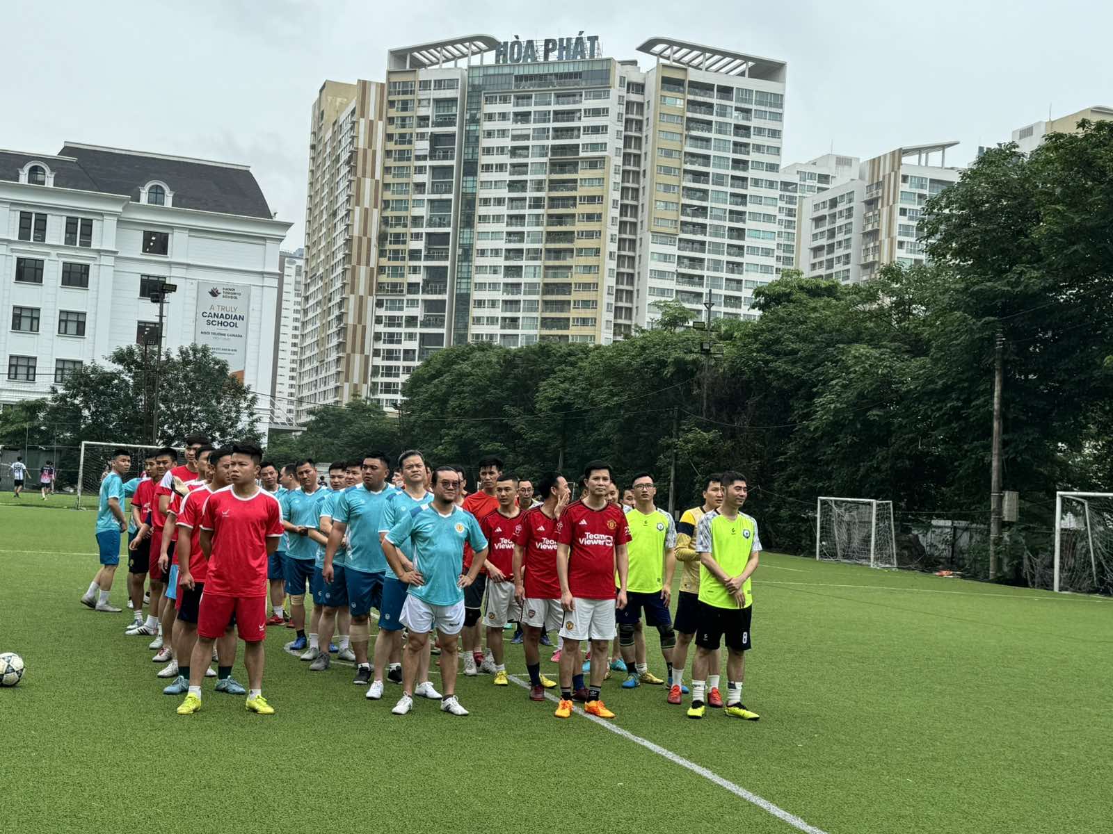 Giao hữu bóng đá nam hướng tới mục tiêu chuyển đổi số