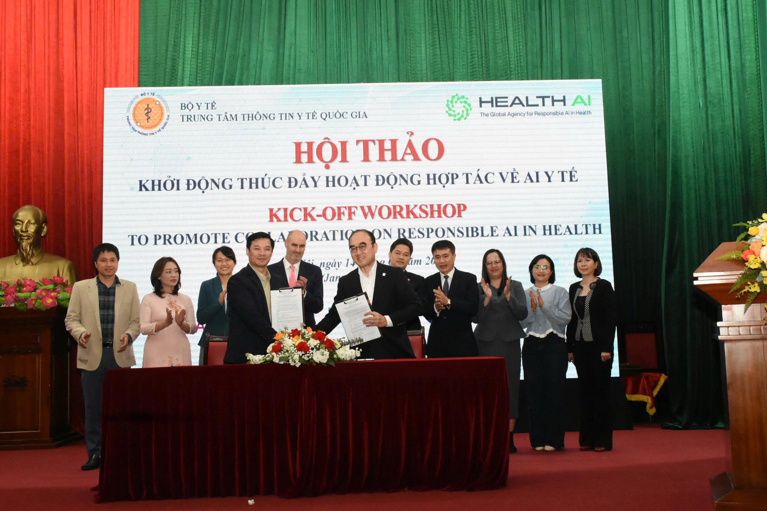 Hợp tác về ứng dụng AI trong y học dự phòng, y tế công cộng giữa Trung tâm Thông tin Y tế Quốc gia và Trường Đại học Y Hà Nội